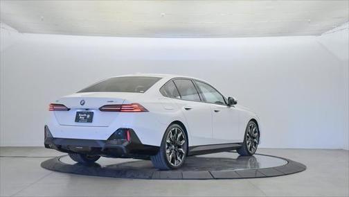 2024 bmw i5