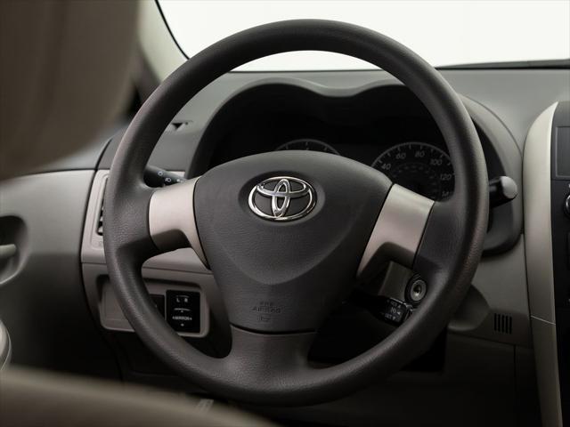 2010 toyota corolla le