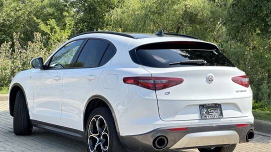 2022 Alfa Romeo Stelvio