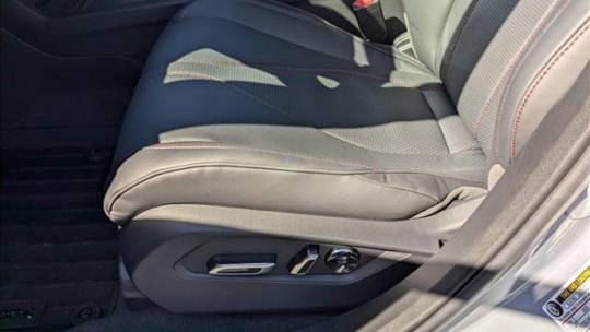 2025 Acura RDX