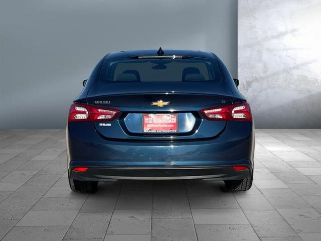 2022 chevrolet malibu lt