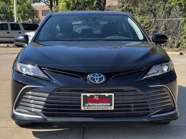 2024 toyota camry le