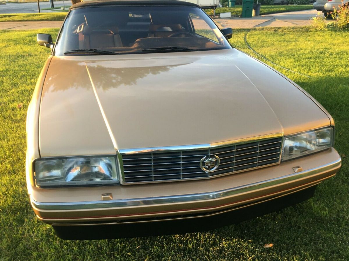 1988 cadillac allante sports roadster - classic vintage collectors - 30000 miles