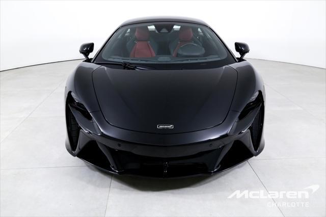 2023 mclaren artura techlux