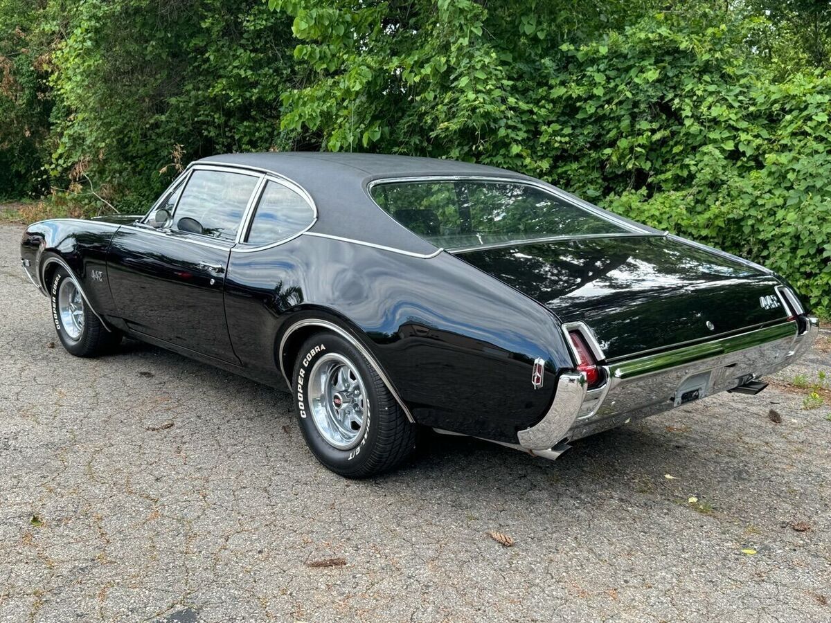 1969 oldsmobile 442 sport coupe. 1 of 2475 produced