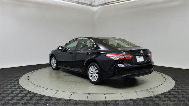 2018 toyota camry l