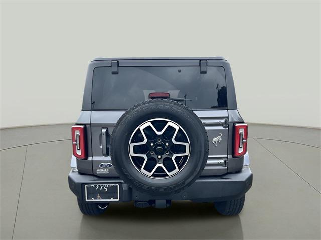 2021 ford bronco outer banks