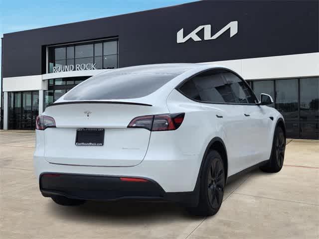 2023 tesla model y long range