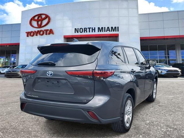 2023 toyota highlander hybrid le