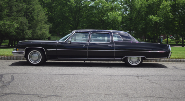 1973 cadillac fleetwood "seventy-five" 9 passenger sedan
