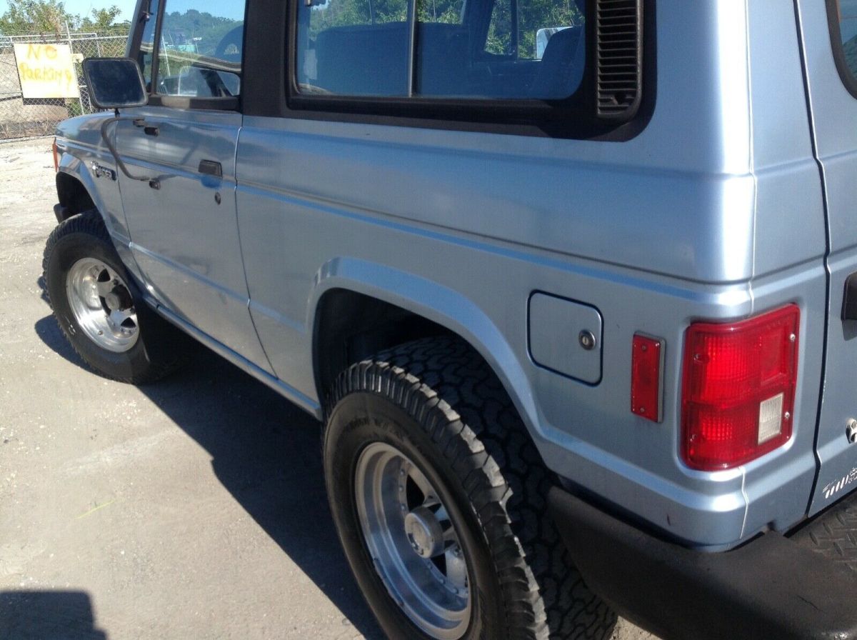 1988 dodge raider 4x4 automatic 4 cylinder 4wd