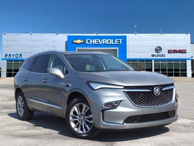 2023 buick enclave avenir awd