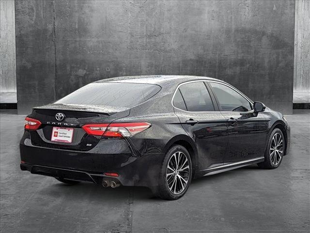 2018 toyota camry se