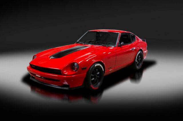 1975 datsun 280z custom. aka "350z". total eye candy. built 350 v8 w/ 400hp!