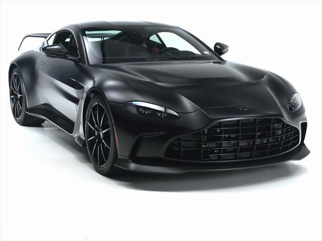 2023 aston martin vantage base
