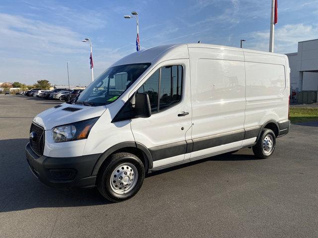 2023 ford transit-250 base