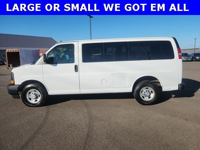 2017 chevrolet express 3500 ls