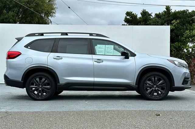 2022 subaru ascent onyx edition