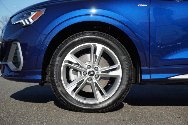 2024 audi q3 s line premium plus