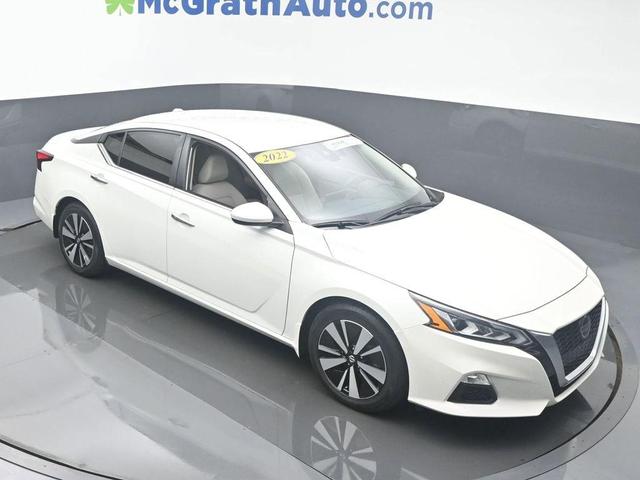 2022 nissan altima 2.5 sv