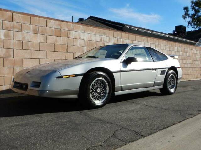 1987 pontiac fiero gt 2dr coupe manual 5-speed rwd v6 2.8l gasoline