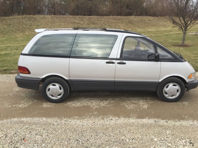 1992 toyota previa le mini passenger van 3-door 2.4l cincinnati ohio