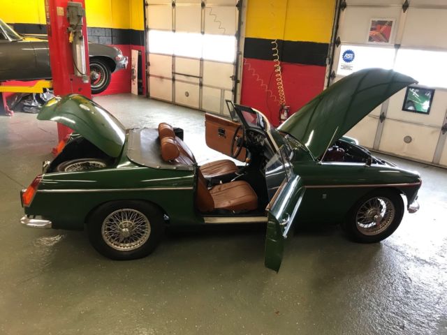 very desirable british green color