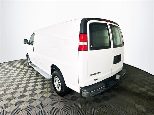 2020 chevrolet express 2500 rwd 2500 regular wheelbase wt