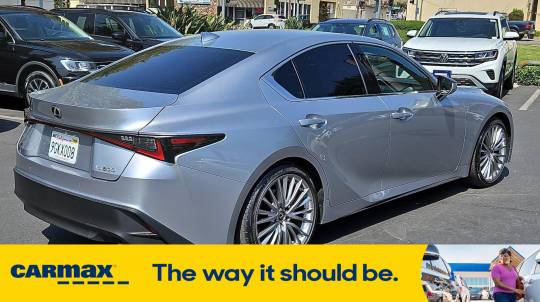 2023 Lexus IS