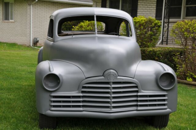 1946 pontiac torpedo eight business coupe 2 door sedan