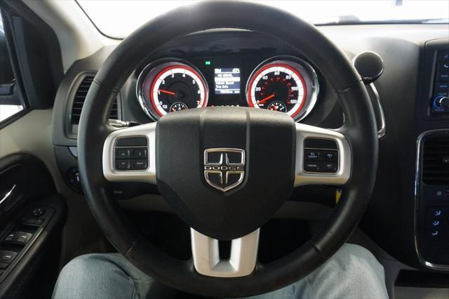 2016 dodge grand caravan avp/se