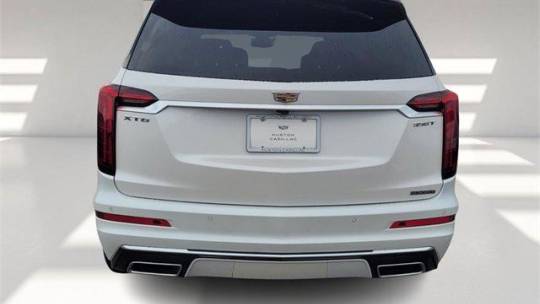 2025 Cadillac XT6