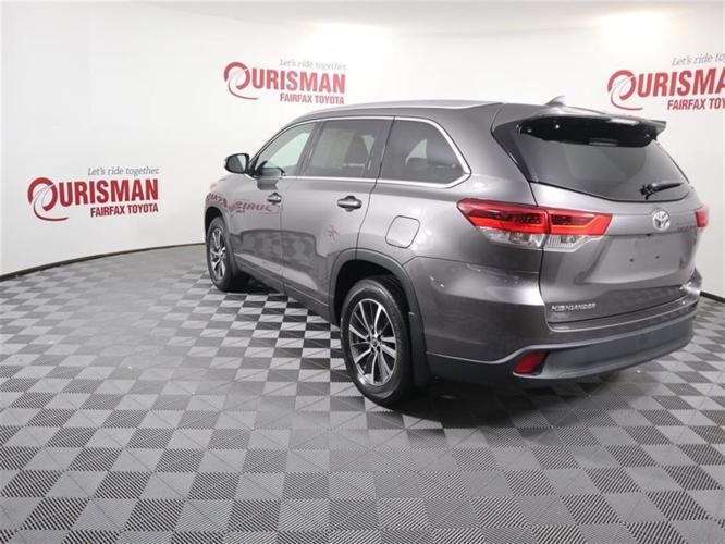 used 2017 toyota highlander xle fairfax, va 22030 for sale in fairfax, virginia