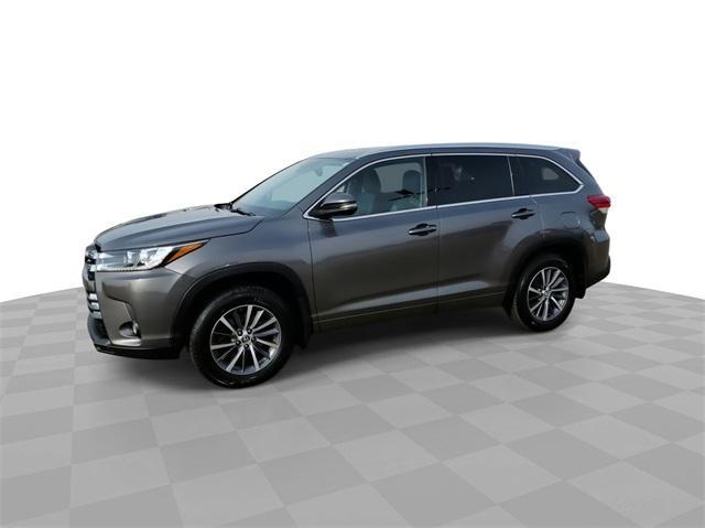 2017 toyota highlander xle