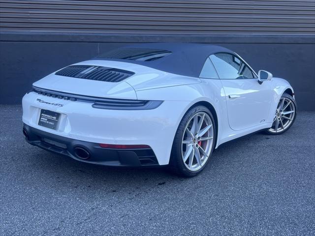 2023 porsche 911 t mulliner