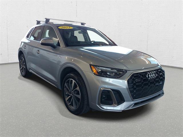 2022 audi q5 45 s line premium plus