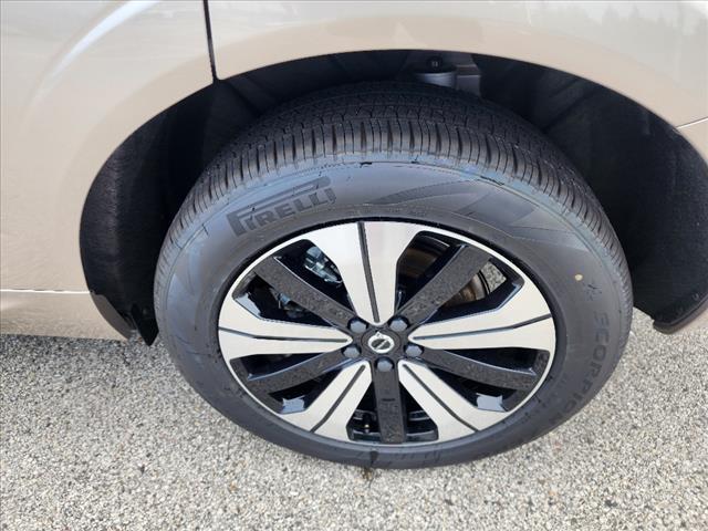 2024 volvo xc60 recharge plug-in hybrid t8 plus dark theme