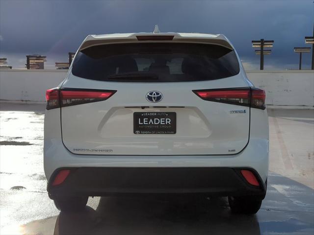 2021 toyota highlander hybrid le