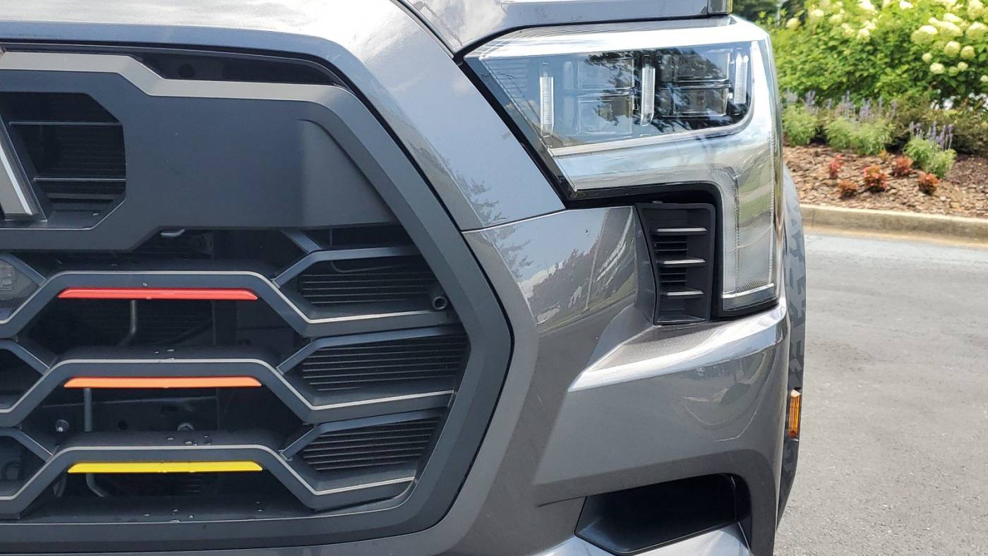 2023 toyota sequoia