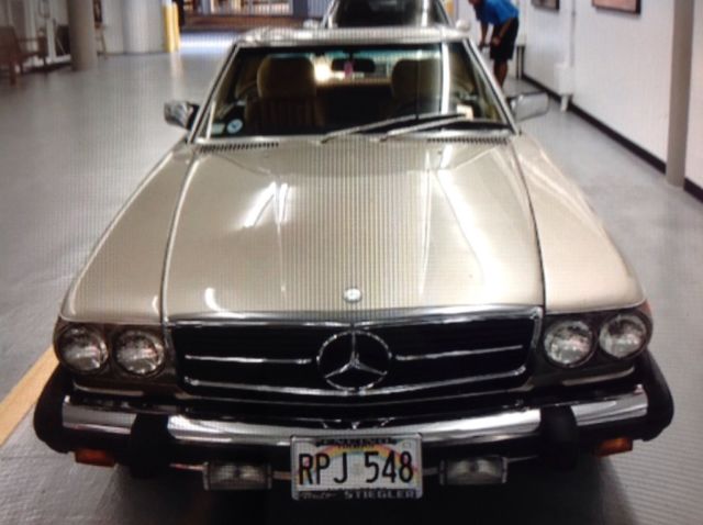1987 mercedes benz 560sl 5.6 liter