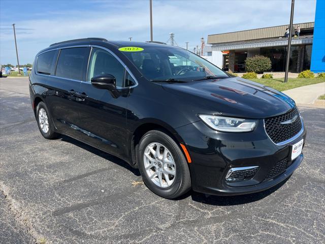 2022 chrysler pacifica touring l