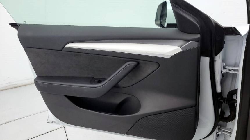 2022 tesla model 3 standard range plus