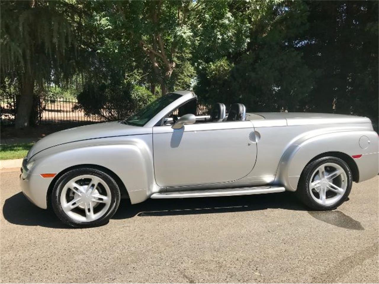 2004 chevrolet ssr