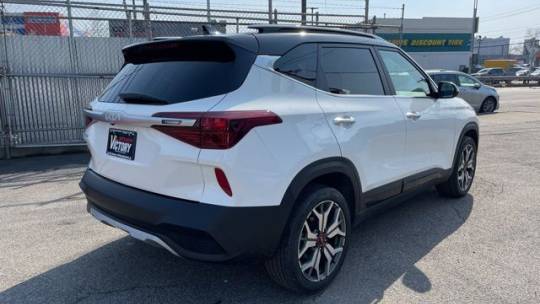 2022 kia seltos sx
