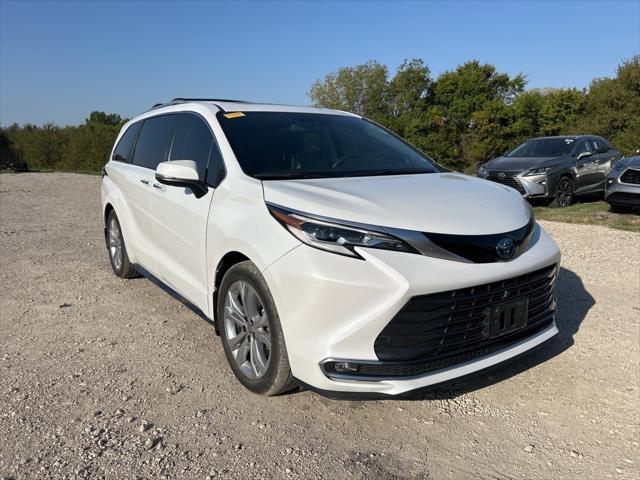 2022 toyota sienna platinum 7 passenger