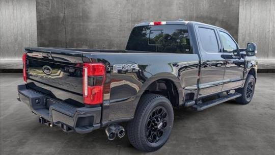 2024 Ford F-350 lariat ultimate package