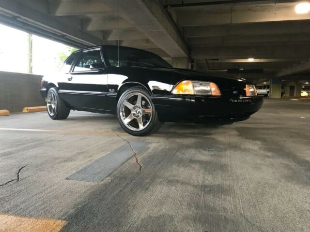 1992 mustang 5.0 lx coupe