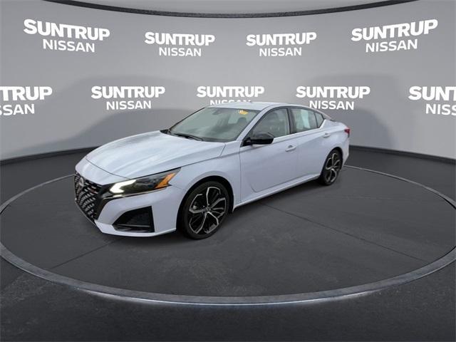 2023 nissan altima 2.5 sr