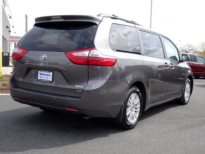 used 2015 toyota sienna xle premium dover, de 19901 for sale in dover, delaware