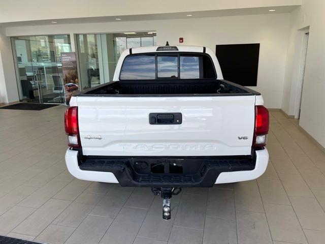2021 toyota tacoma sr